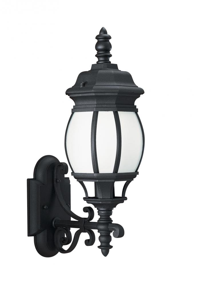 Wynfield traditional 1-light LED outdoor exterior medium wall lantern sconce in black finish with fr